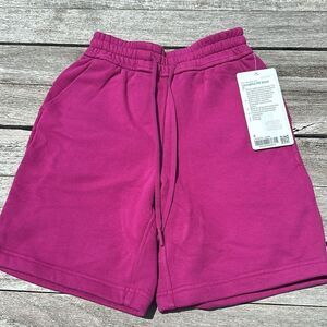 Lululemon Loungeful‎ High-Rise Short 7" Magenta Purple size 0 NWT shorts